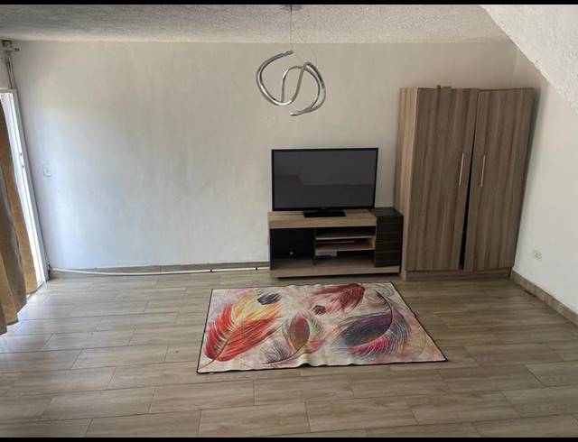 4 BEDROOM HOUSE FOR SALE IN GLENANDA